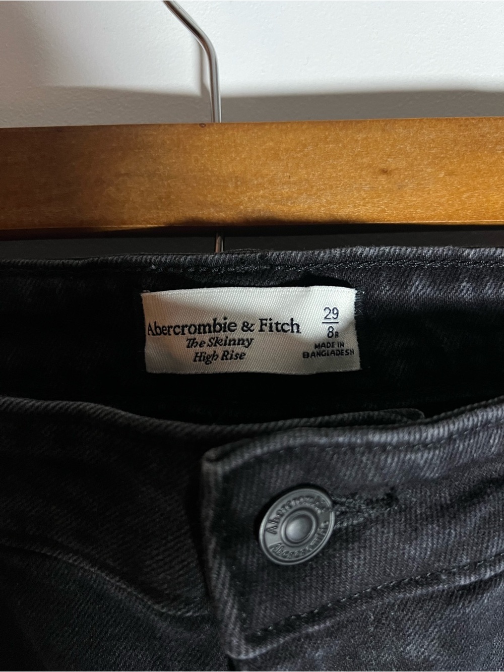 Abercrombie & Fitch Black The Skinny High Rise Jeans - Picture 1 of 3
